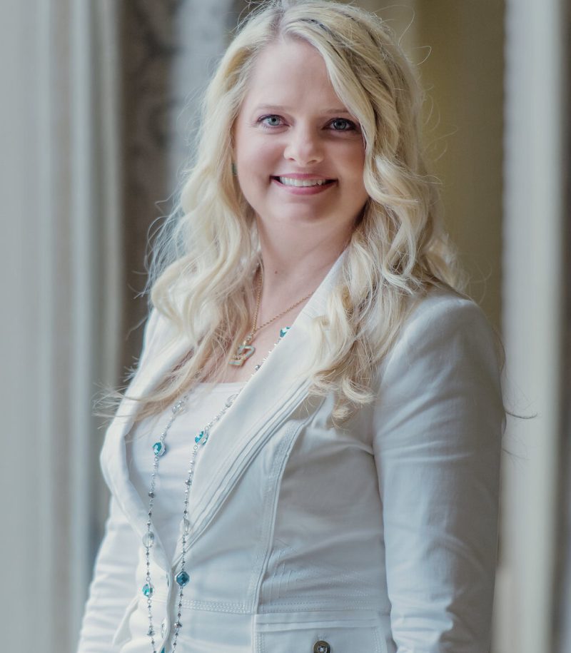 WENDY BURNER HEADSHOT 2014
